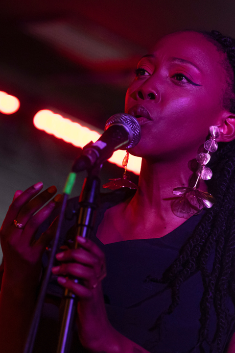 Student Presents at the Disrupción Records Showcase at Matisse