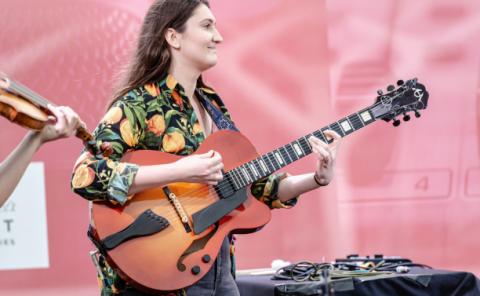 Guitar student performing on Un Lago de Conciertos concert series.