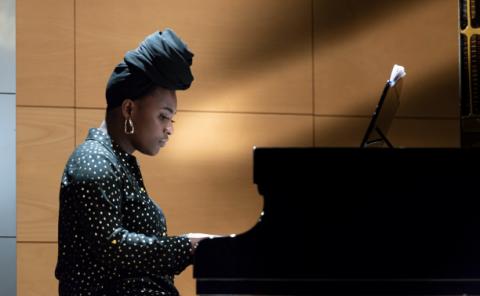 Piano student performing in a local venue in Valencia, in one of the multiple performances offered during the year.