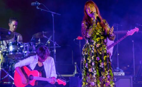 Voice student performing at “La Nit de Berklee”, the farewell concert representing the culmination of a year of work, learning, and achievements.