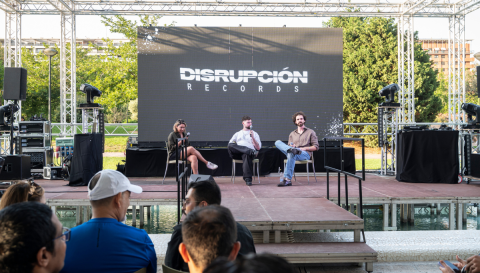 Disrupción Record Showcase at La Fira