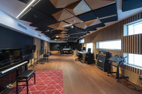 berklee valencia creative suite